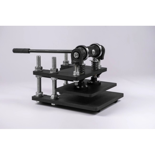 Пресс для вырубки и тиснения консольный №4К изготовлен в России